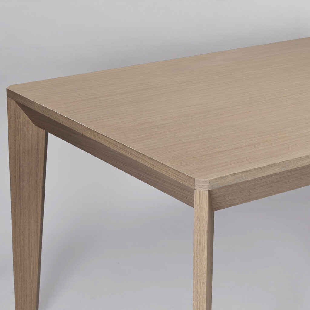 Chicago Dining Table | Prototype