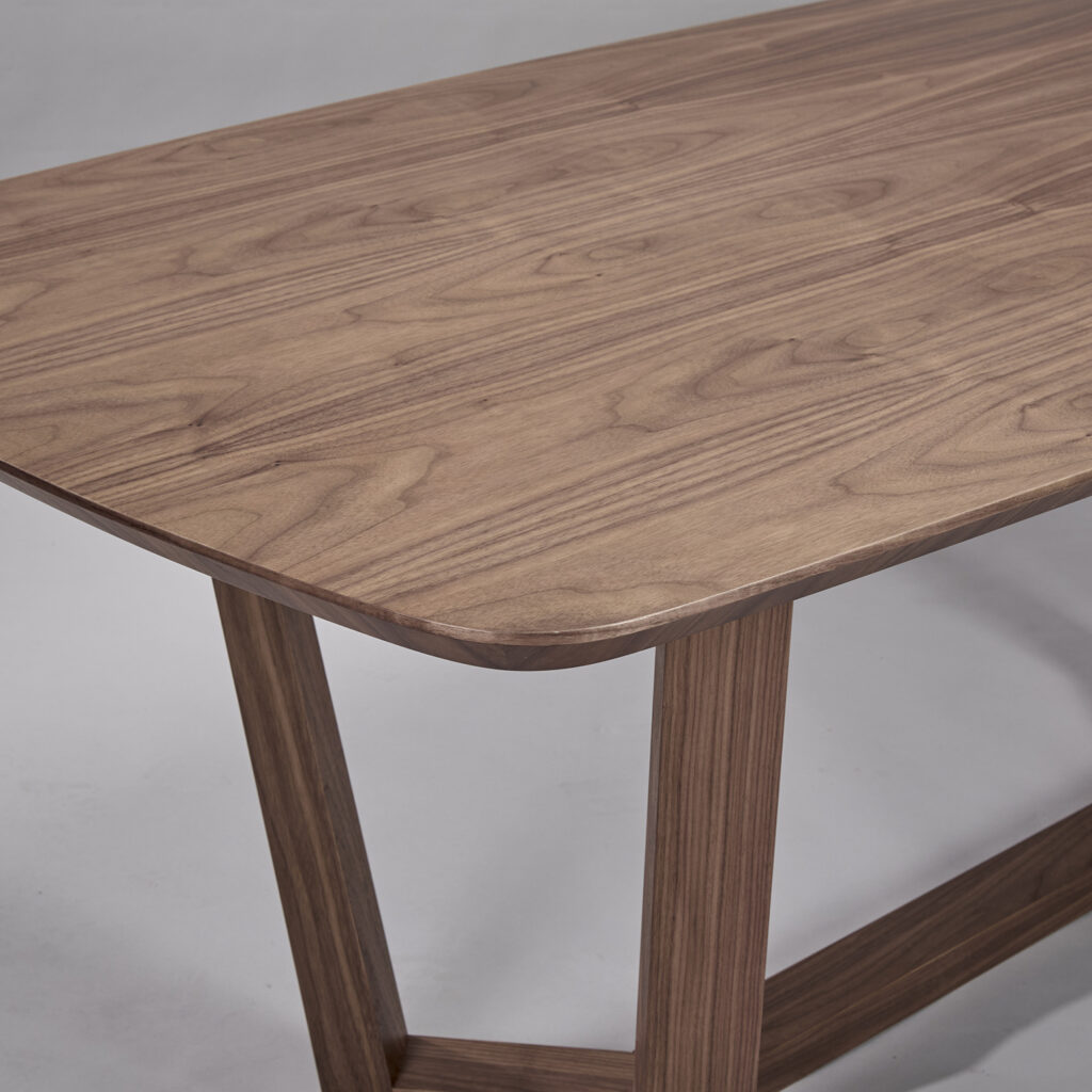 DOUBLE Y DINING TABLE | WALNUT
