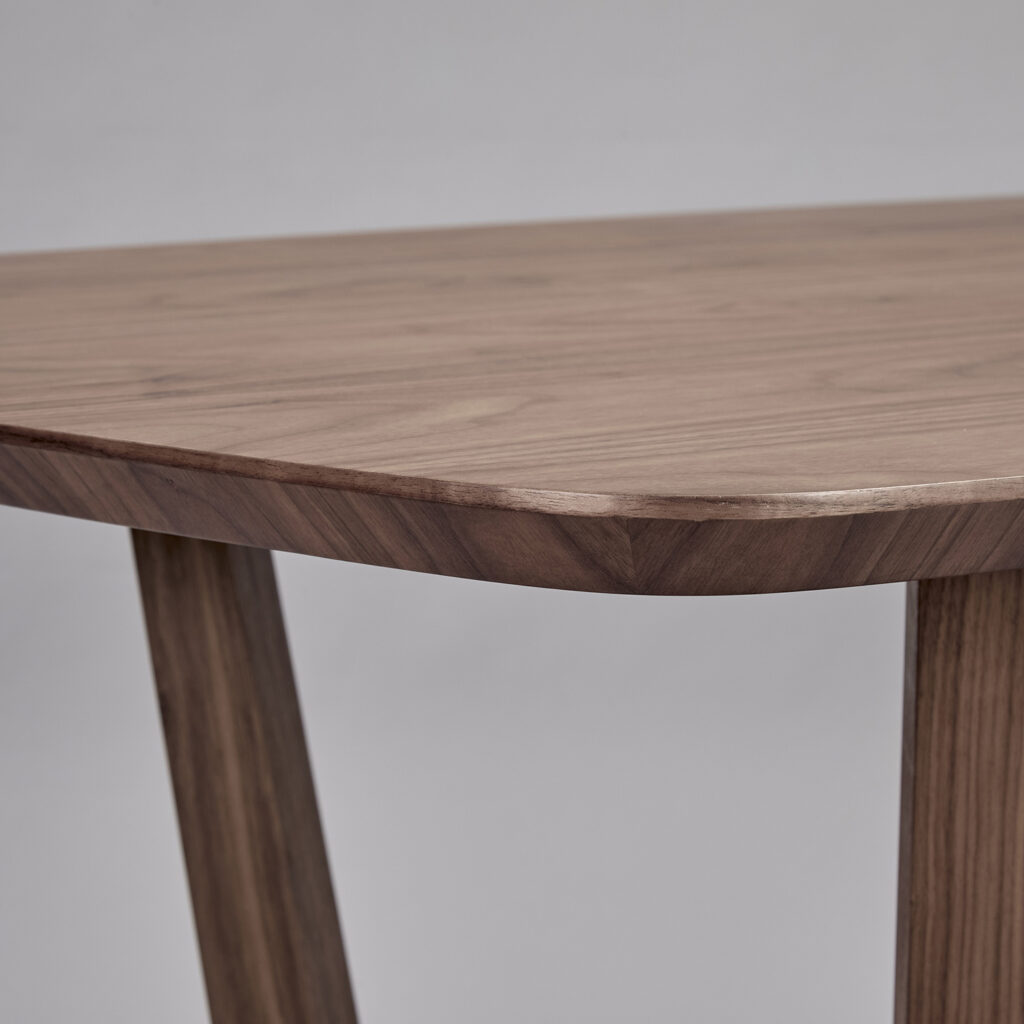 DOUBLE Y DINING TABLE | WALNUT