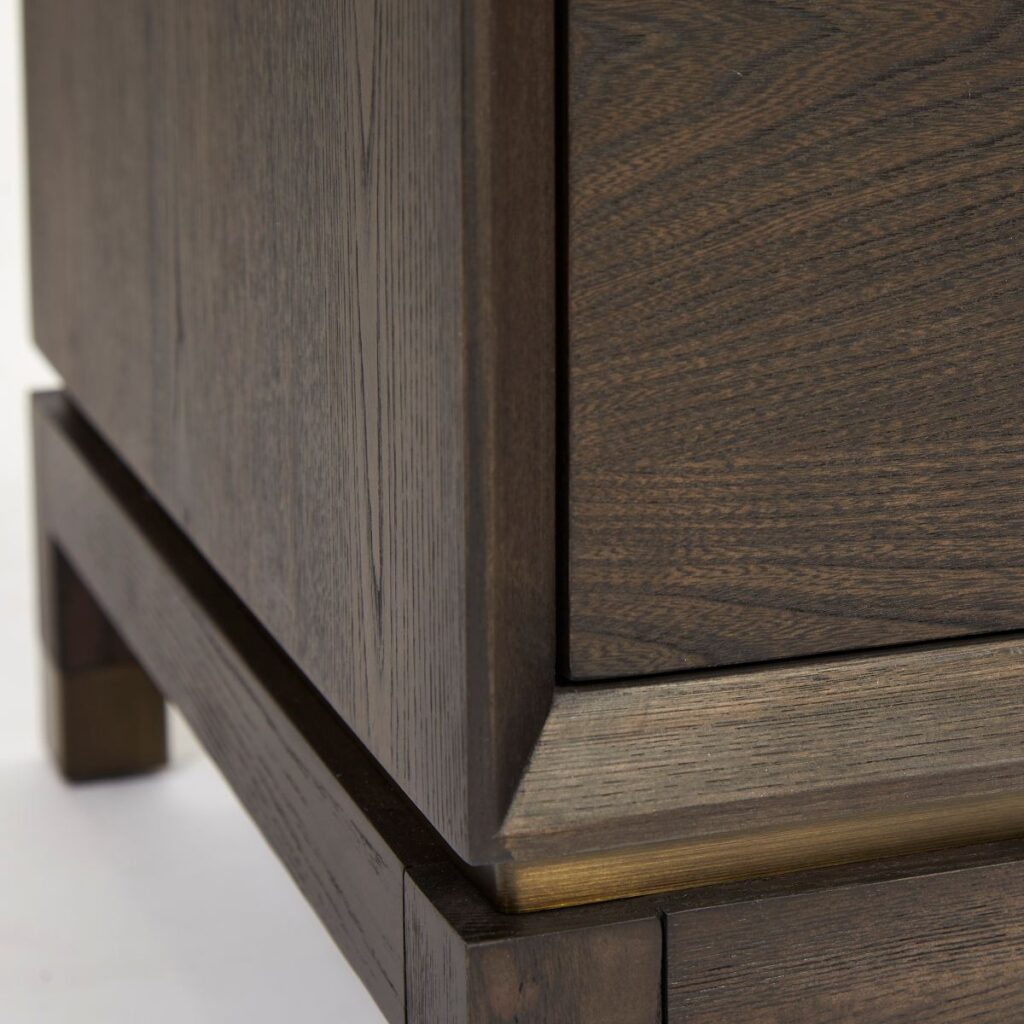Baxter Chest | Mocha