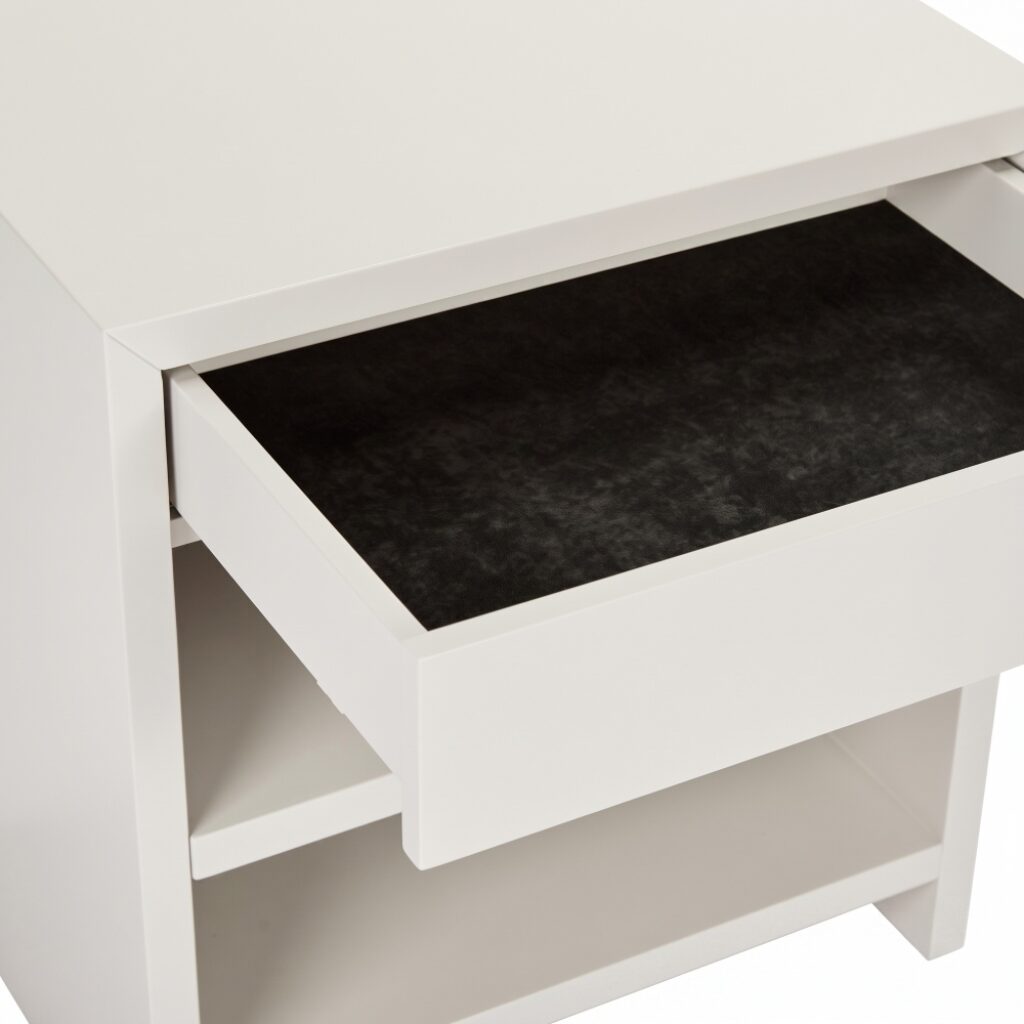 Winyard Bedside | 600mm