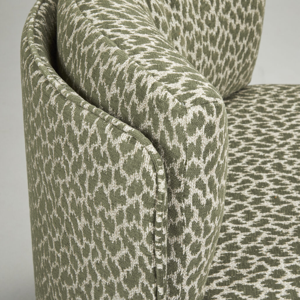 leeming swivel chair | VILLA NOVA ZETTA KOMBU