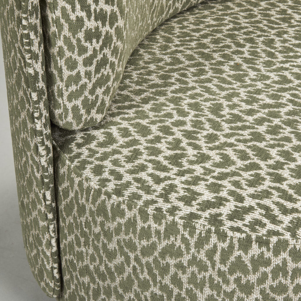 leeming swivel chair | VILLA NOVA ZETTA KOMBU