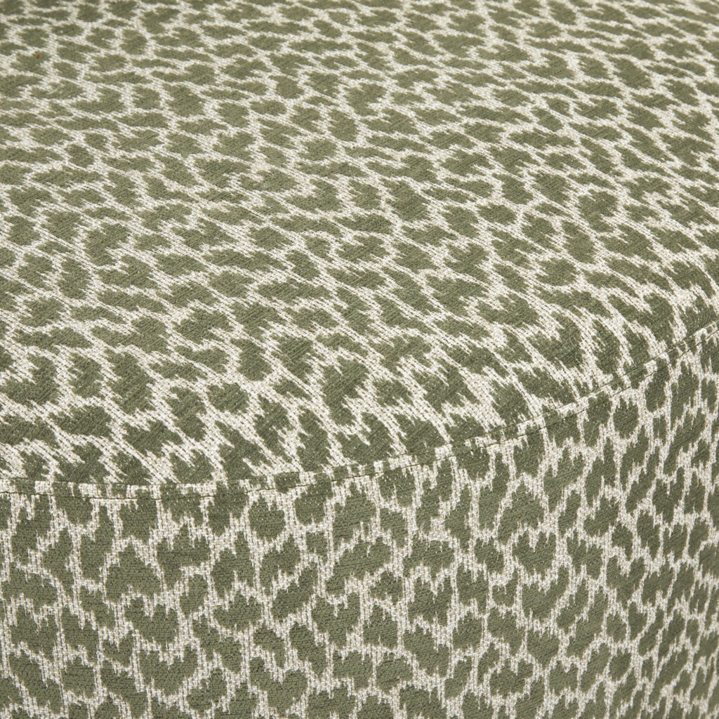 leeming swivel chair | VILLA NOVA ZETTA KOMBU