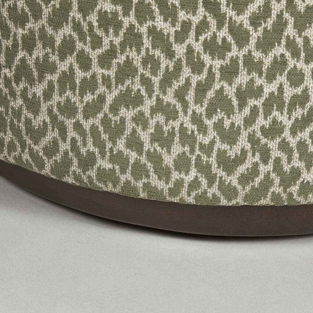 leeming swivel chair | VILLA NOVA ZETTA KOMBU