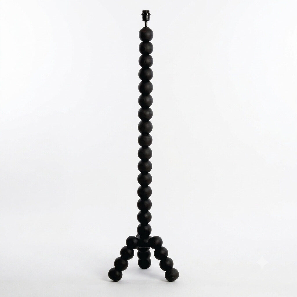 Viggo Floor Lamp | Matt Black