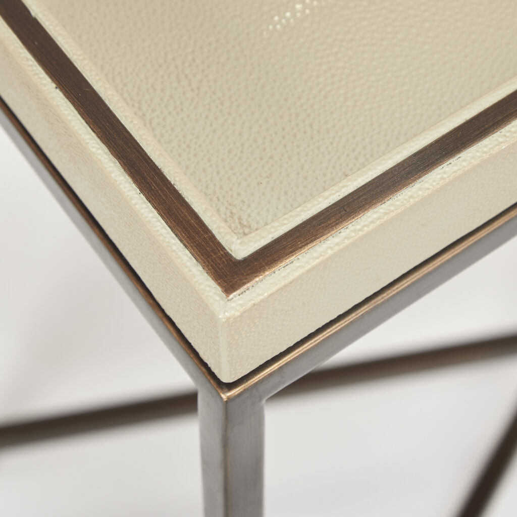 collins console table 750 | taupe shagreen