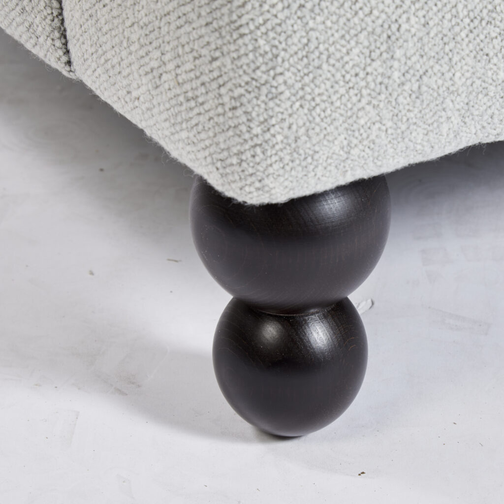 Fisher Sofa | Mitchell Cloth 04, 2000mm