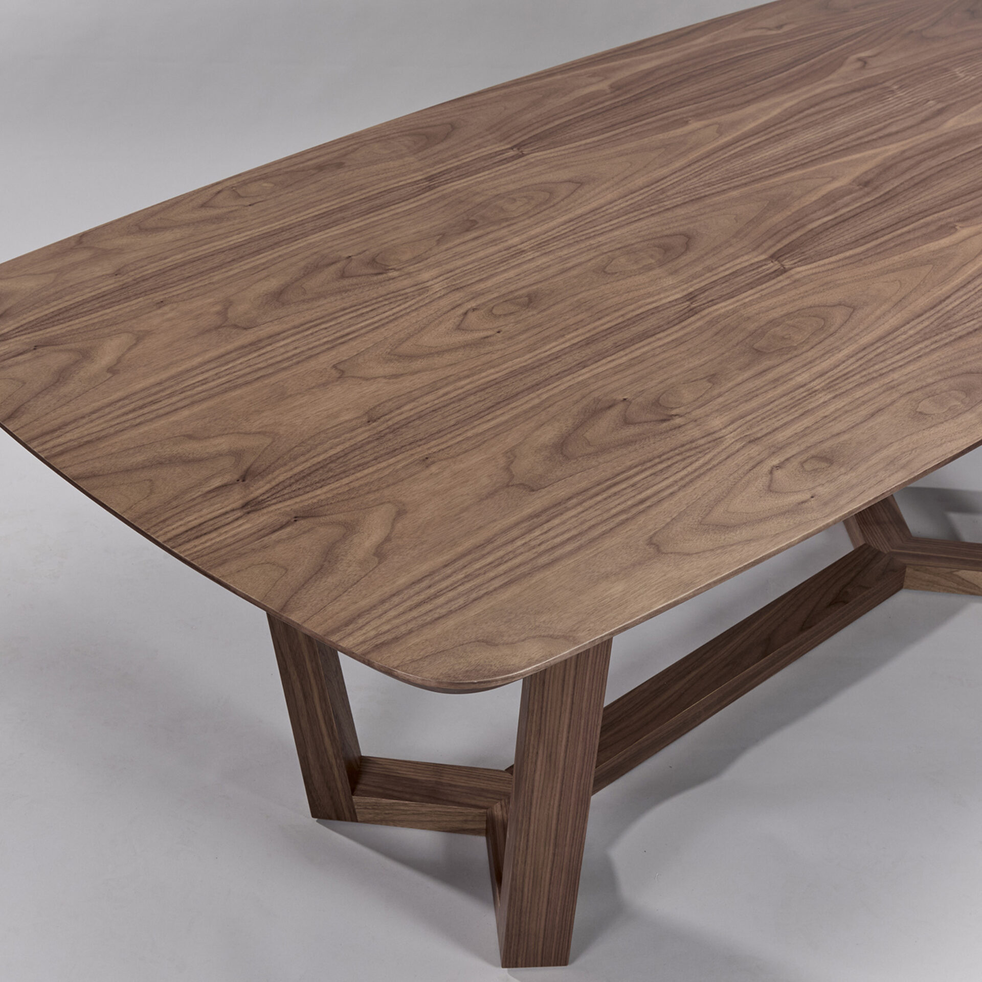 DOUBLE Y DINING TABLE | WALNUT