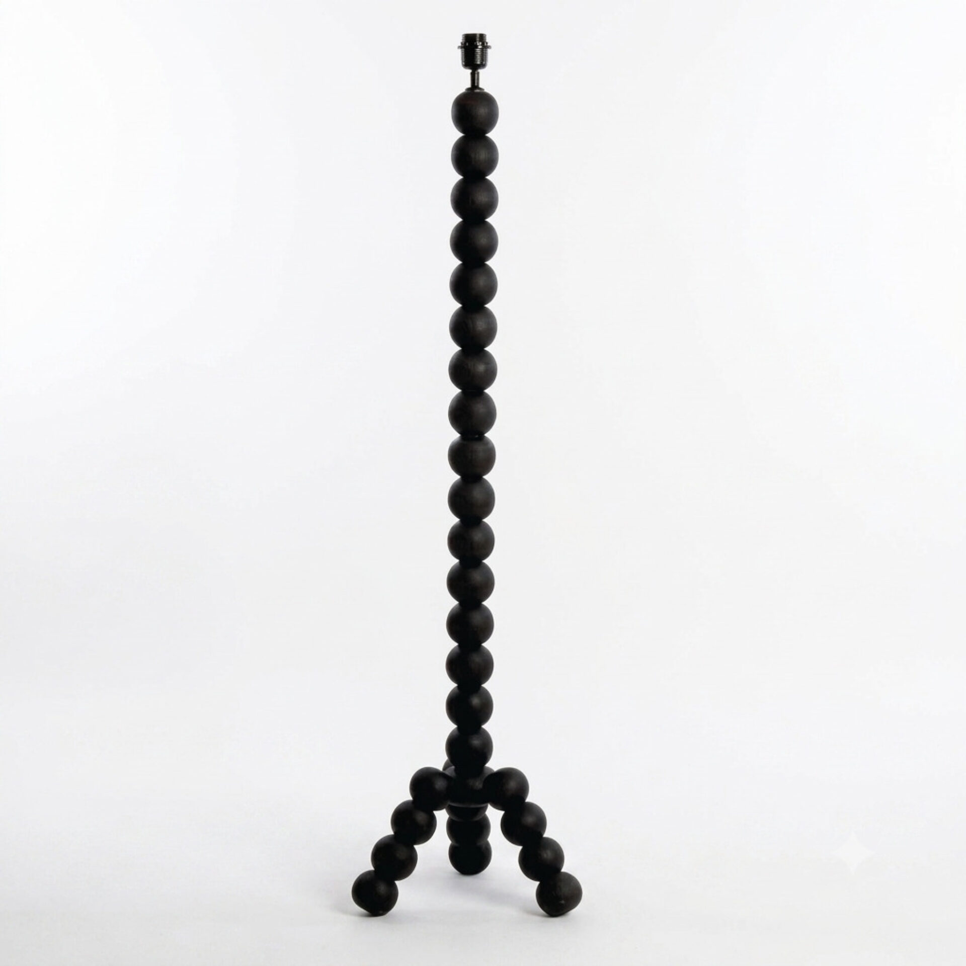 Viggo Floor Lamp | Matt Black